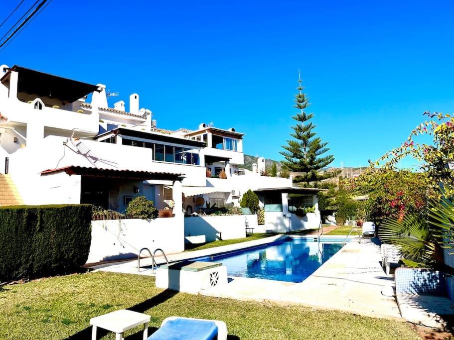8 Personas Piscina Wifi Marbella