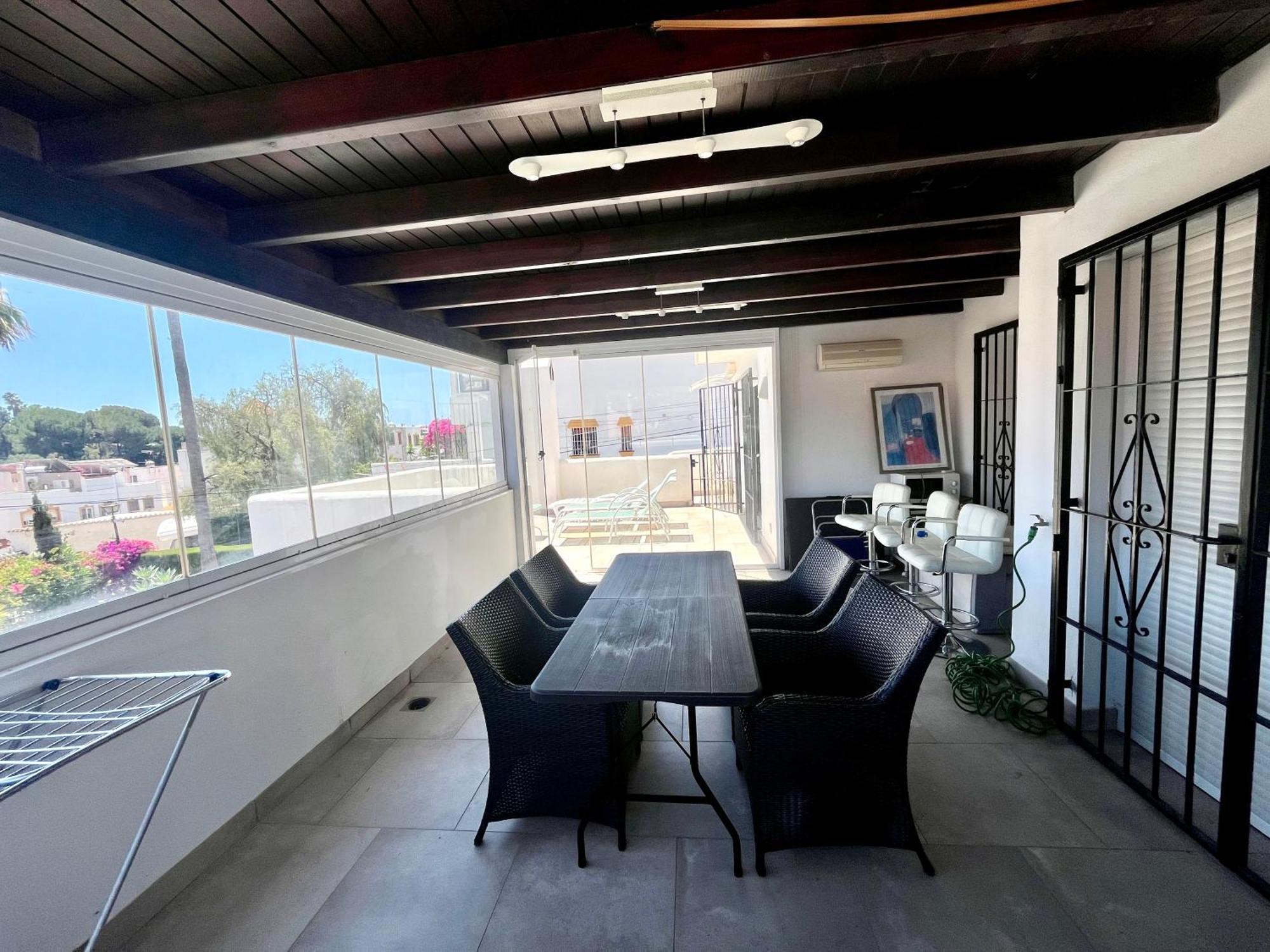 8 Personas Piscina Wifi Apartment *